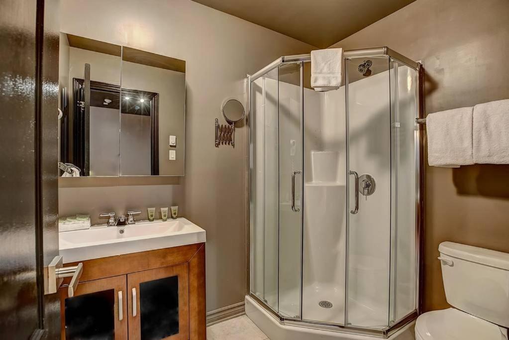 Drummond By Bouticstay Montreal Exterior photo